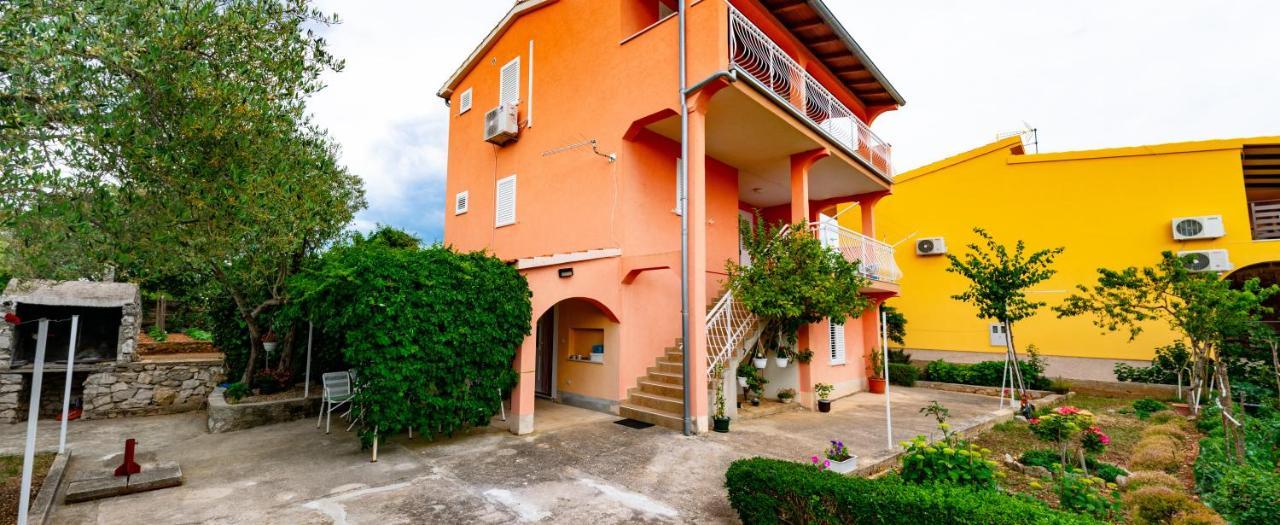 Apartment Tony - 2Bdr Beachfront Jadrija Exterior foto